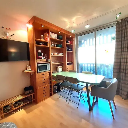 4 Pers. Avec Balcon A Piau-engaly, 3eme Etage, Ascenseur, Casier A