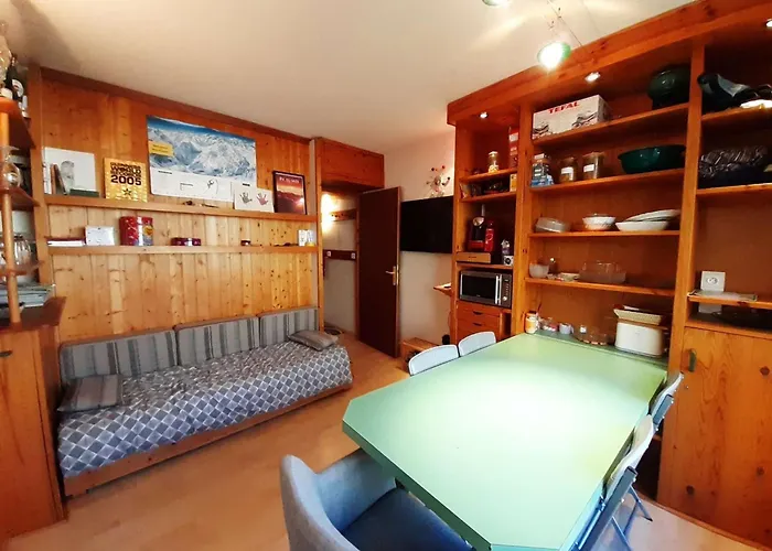 Apartment 4 Pers. Avec Balcon A Piau-engaly, 3eme Etage, Ascenseur, Casier A - Fr-1-457-331 *